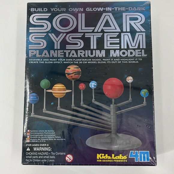 4M KidzLabs Glow In The Dark Solar System Planetarium Model NEW 8Y & Up - Picture 3 of 12